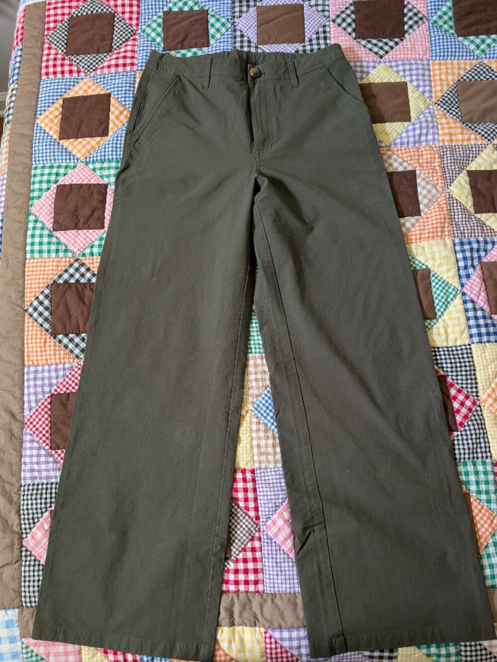 Vuori Women's Olive green Pants Size M